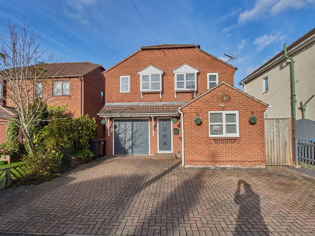 4 bed detached house for sale in Ashford Road, Hinckley LE10 Zoopla