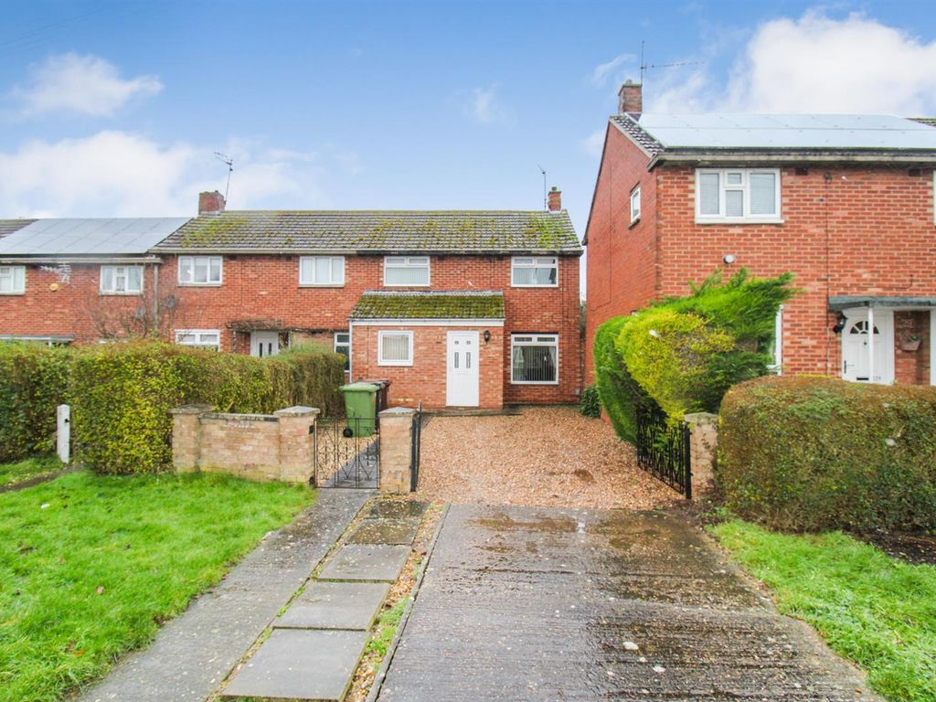 4 bed end terrace house for sale in Kingsthorpe Avenue, Corby NN17 Zoopla