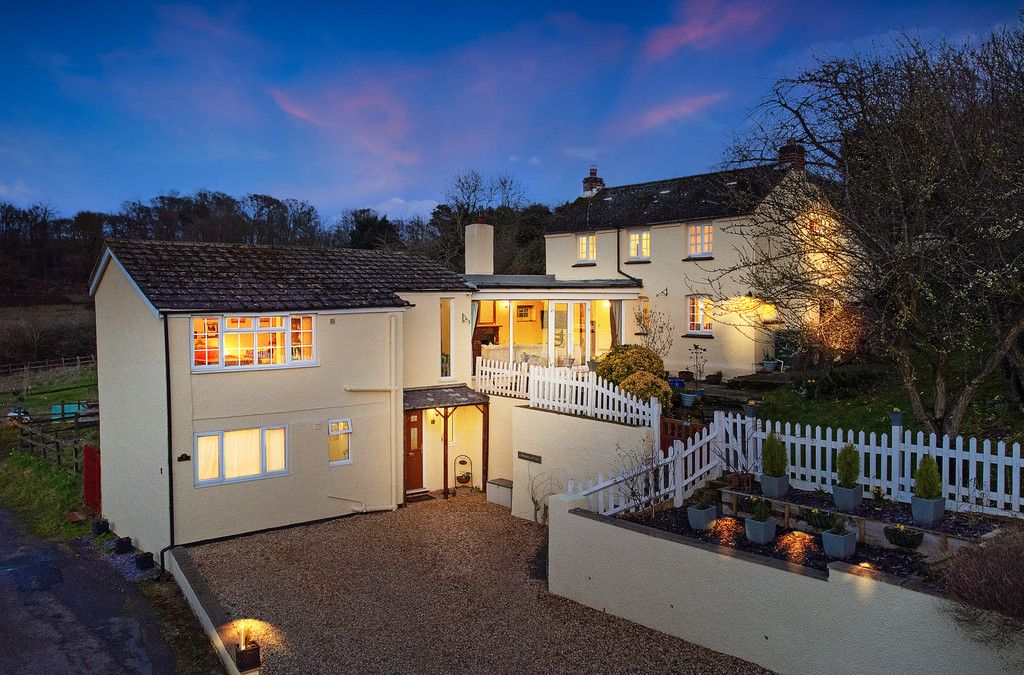 6 bed detached house for sale in Lydds Hill, Ridgmont MK43 Zoopla