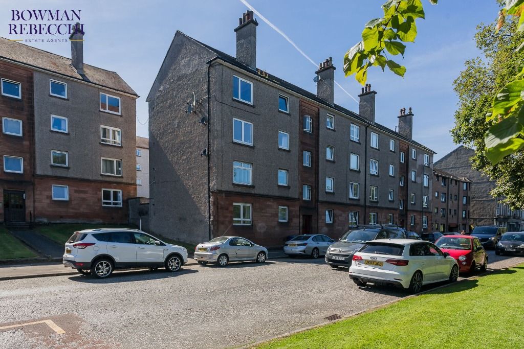 2 bed flat for sale in Shore Street, Gourock PA19 Zoopla