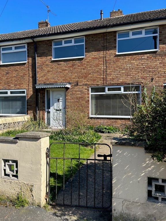 3 bed terraced house to rent in St. Edwins Drive, Doncaster DN7 Zoopla