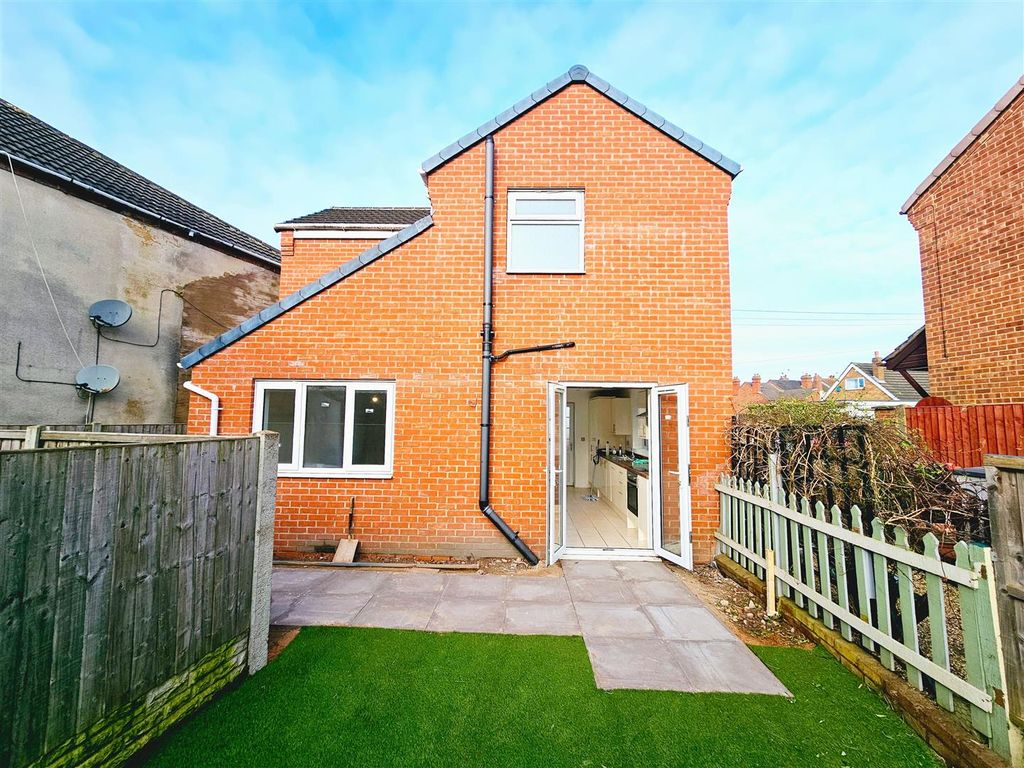 2 bed detached house for sale in Chapel Street, Church Gresley