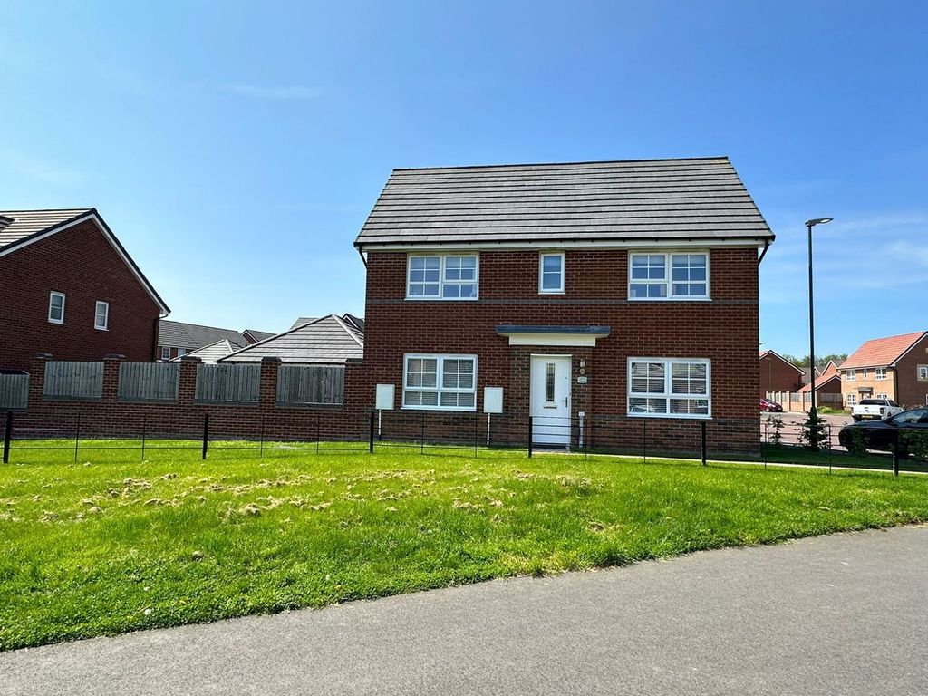 3 bed detached house for sale in Holmes Drive, Hebburn NE31 Zoopla