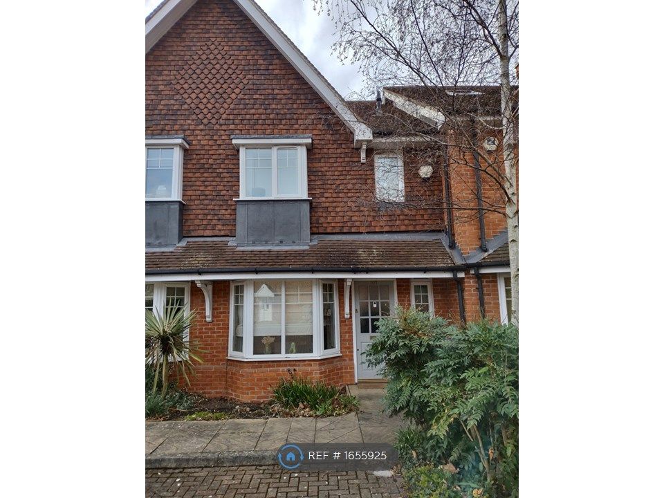 3 bed terraced house to rent in Ashdene Gardens, Reading RG30 Zoopla
