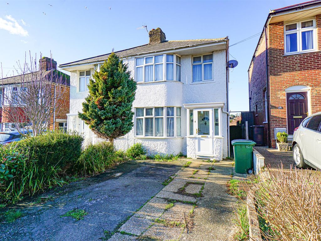 3 bed semidetached house for sale in Parker Road, Hastings TN34, £