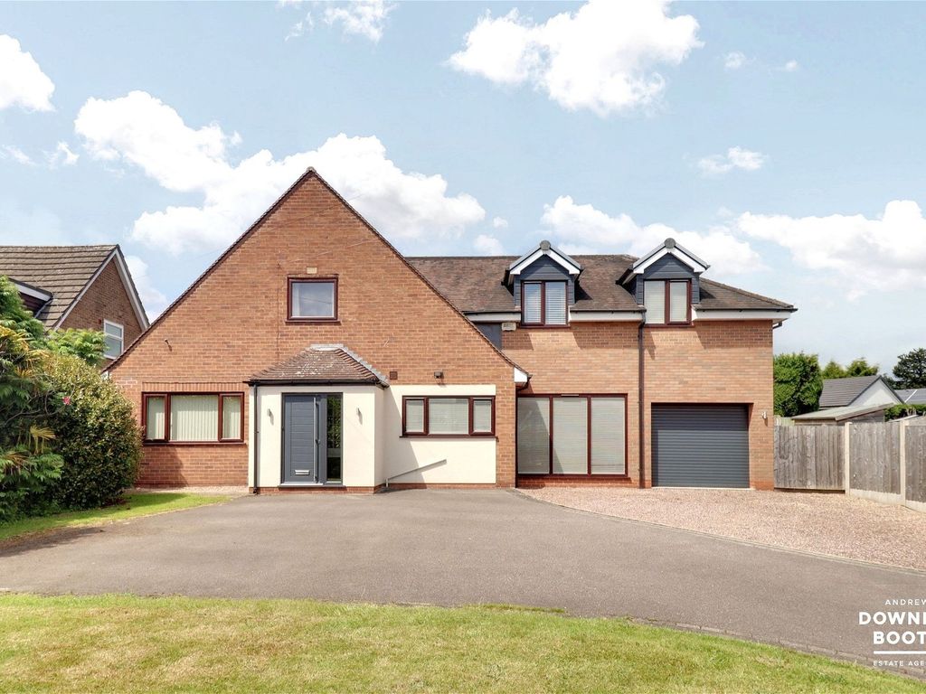 4 bed detached house for sale in Walsall Road, Lichfield WS13, £800,000