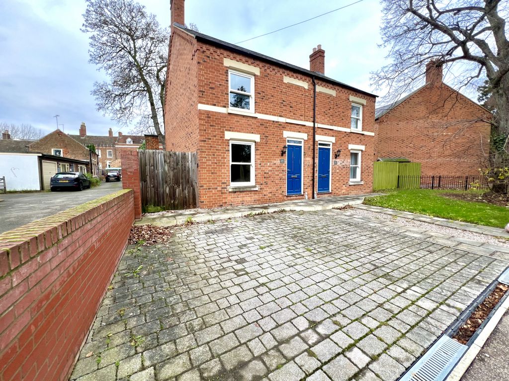 2 bed semidetached house for sale in Holland Road, Spalding PE11, £