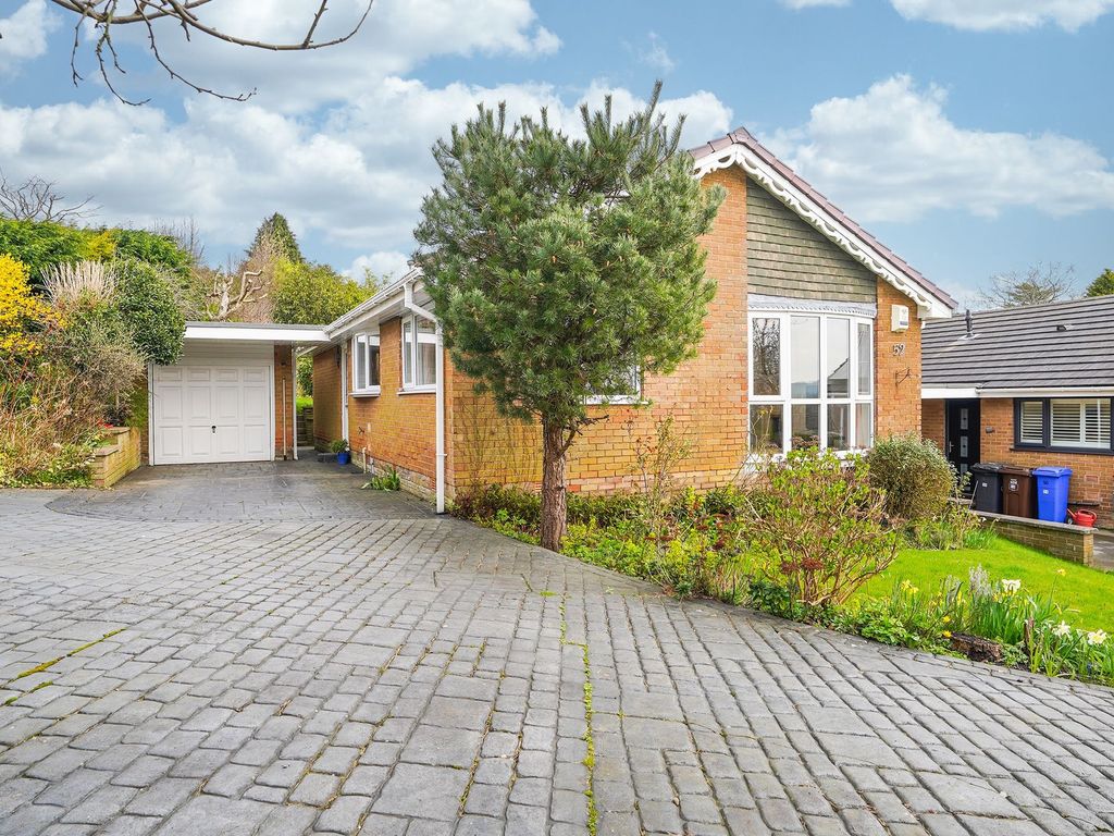 2 bed detached bungalow for sale in Chorley Drive, Sheffield S10, £