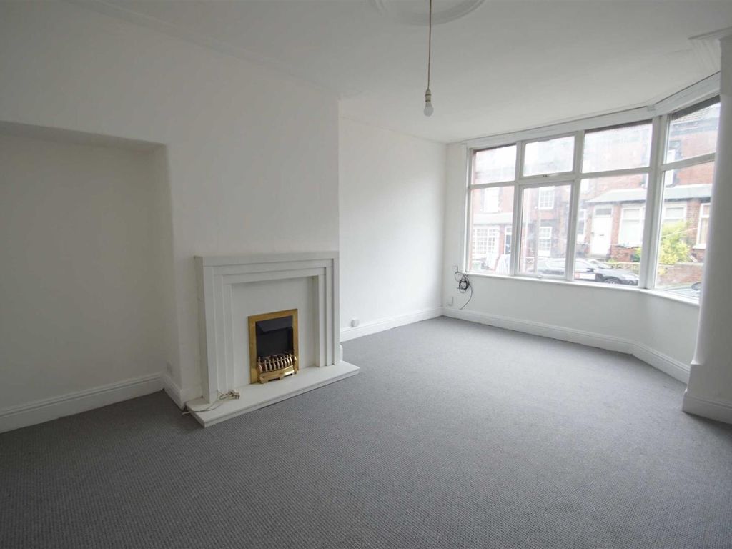 3 bed terraced house to rent in Luxor Avenue, Harehills, Leeds LS8 Zoopla