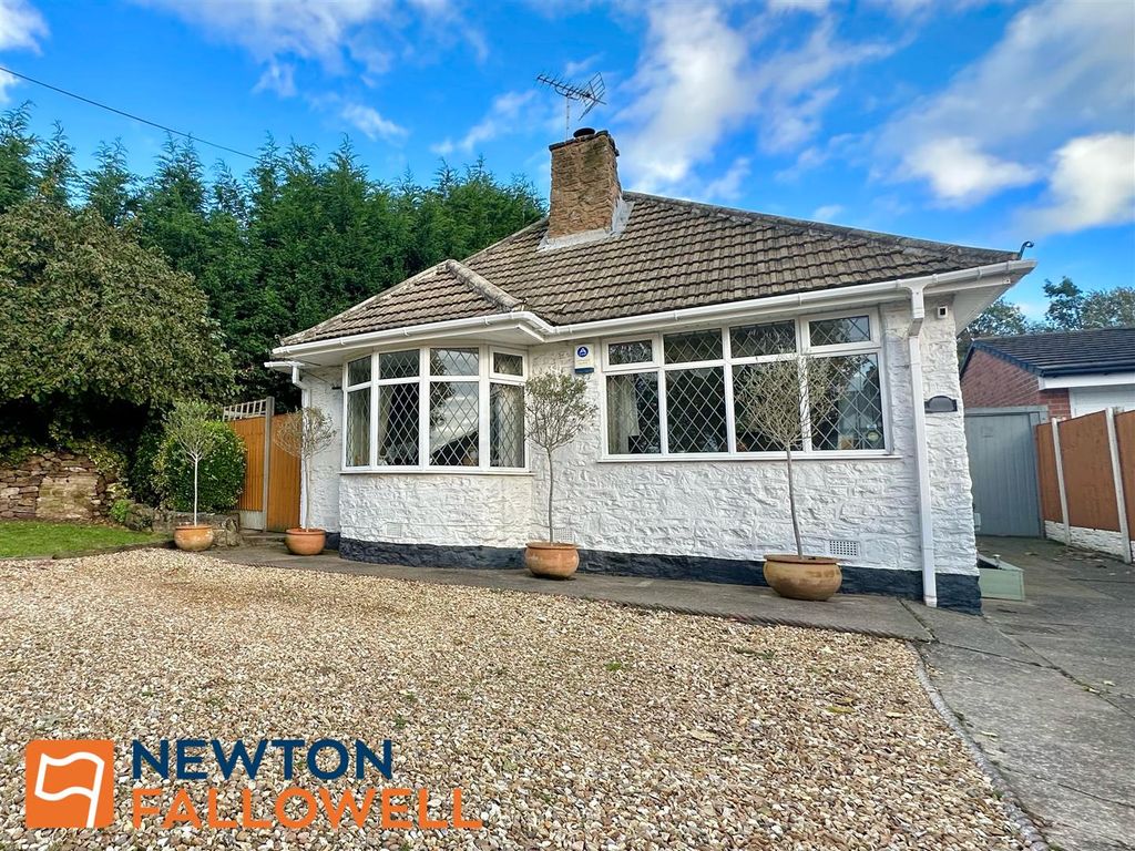 3 bed detached bungalow for sale in Leeming Lane North, Mansfield