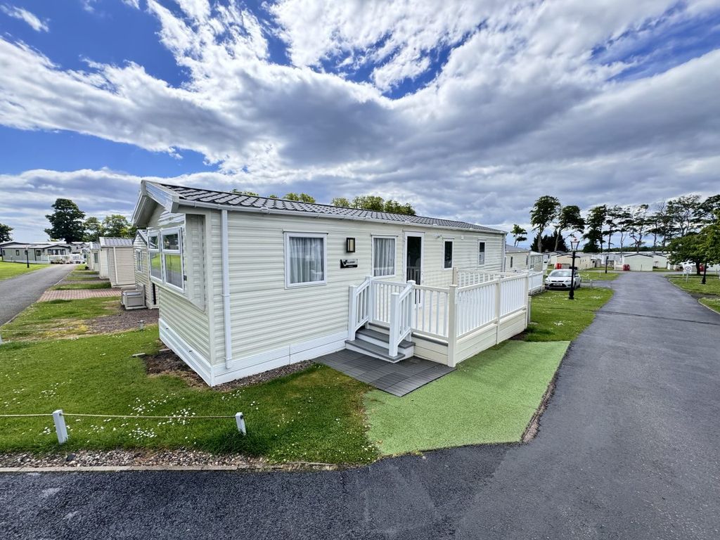 2 bed property for sale in Seaton Road, Arbroath DD11, £29,995 Zoopla