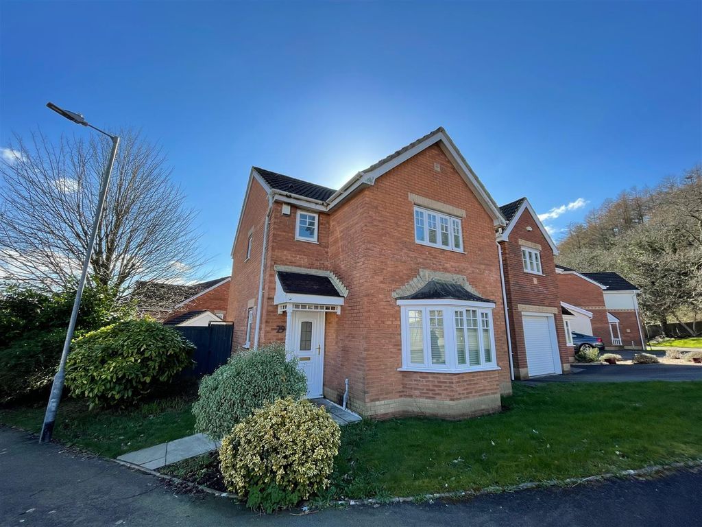 3 bed detached house for sale in Parc Penscynnor, Cilfrew, Neath SA10