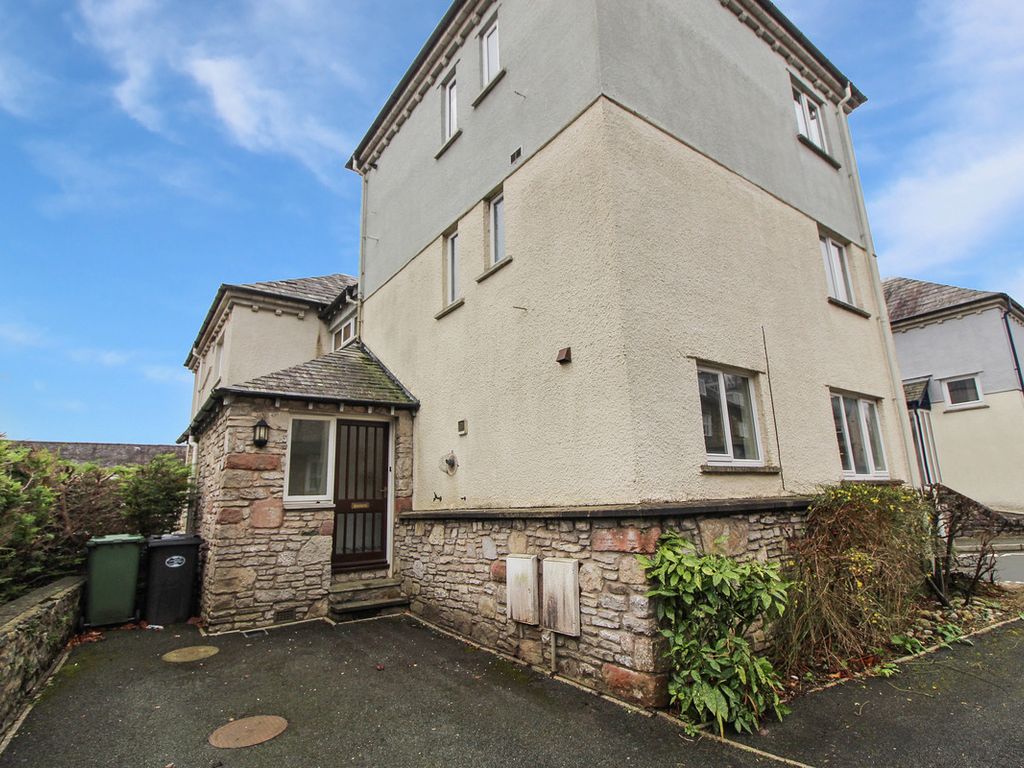 High Fellside Kendal LA9  