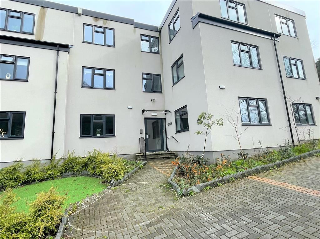 2 bed flat to rent in Teignmouth Road, Torquay TQ1 Zoopla