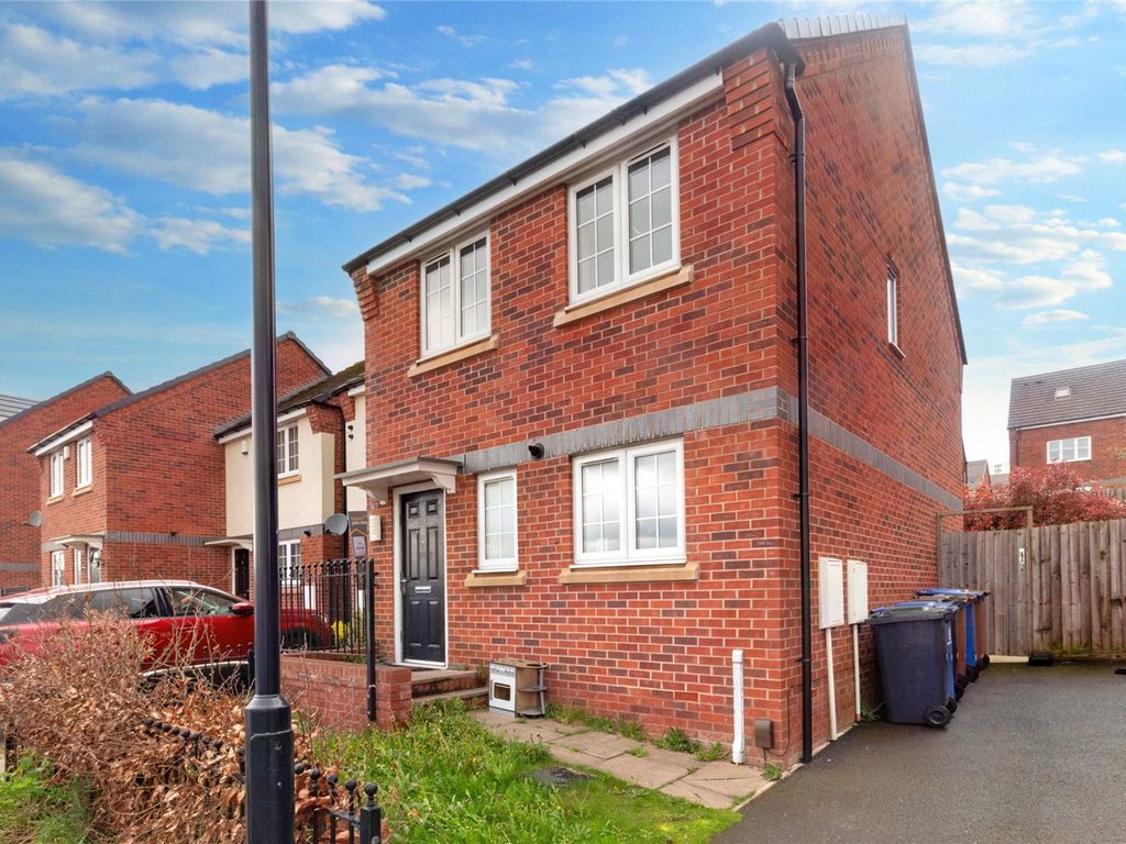 3 bed semidetached house for sale in Commercial Road, StokeOnTrent, Staffordshire ST1, £