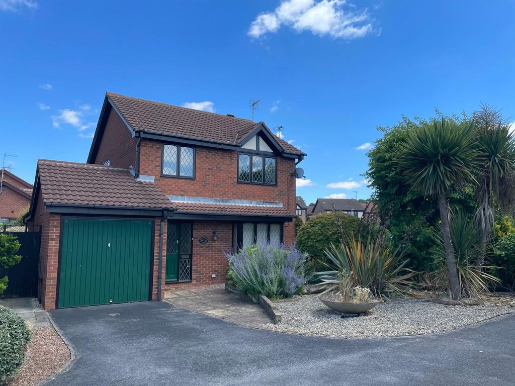 3 bed detached house for sale in Bressingham Drive, West Bridgford