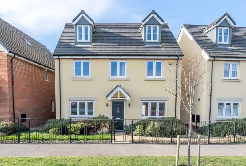 5 bed detached house for sale in Bankside, Chichester PO20 Zoopla