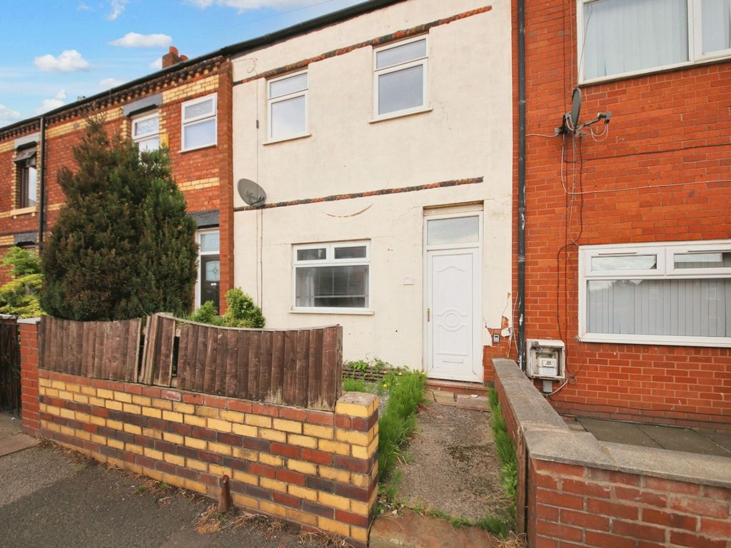 3 bed terraced house for sale in Warrington Road, Ince WN3, £100,000