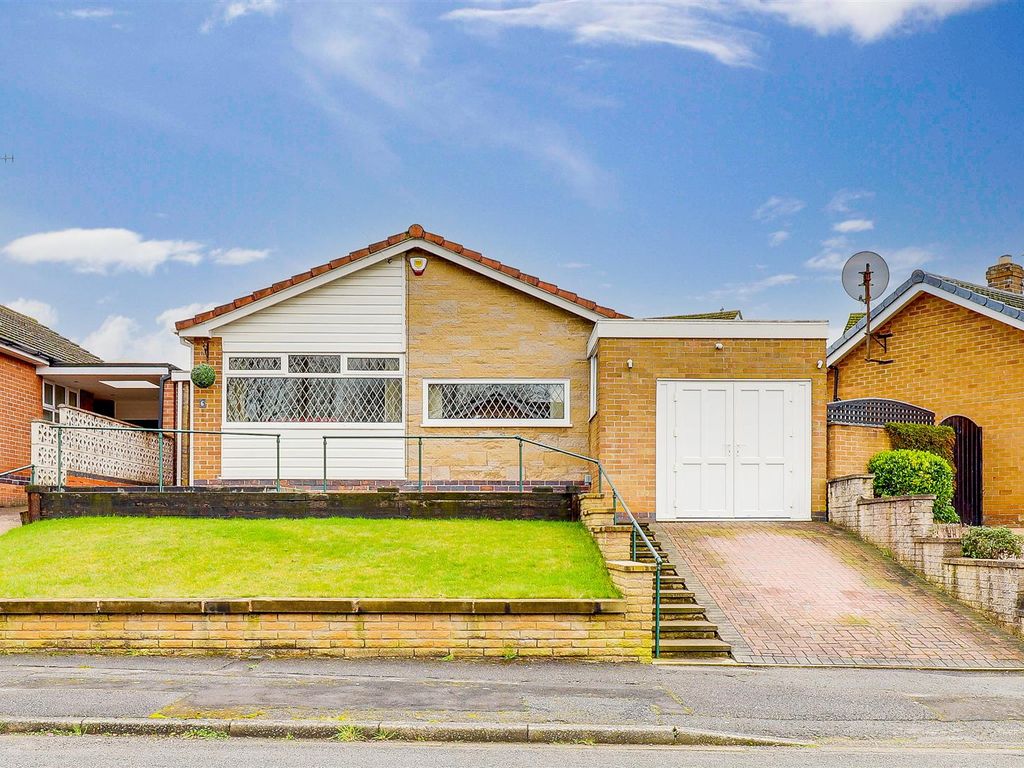 2 bed detached bungalow for sale in Windsor Crescent, Woodthorpe