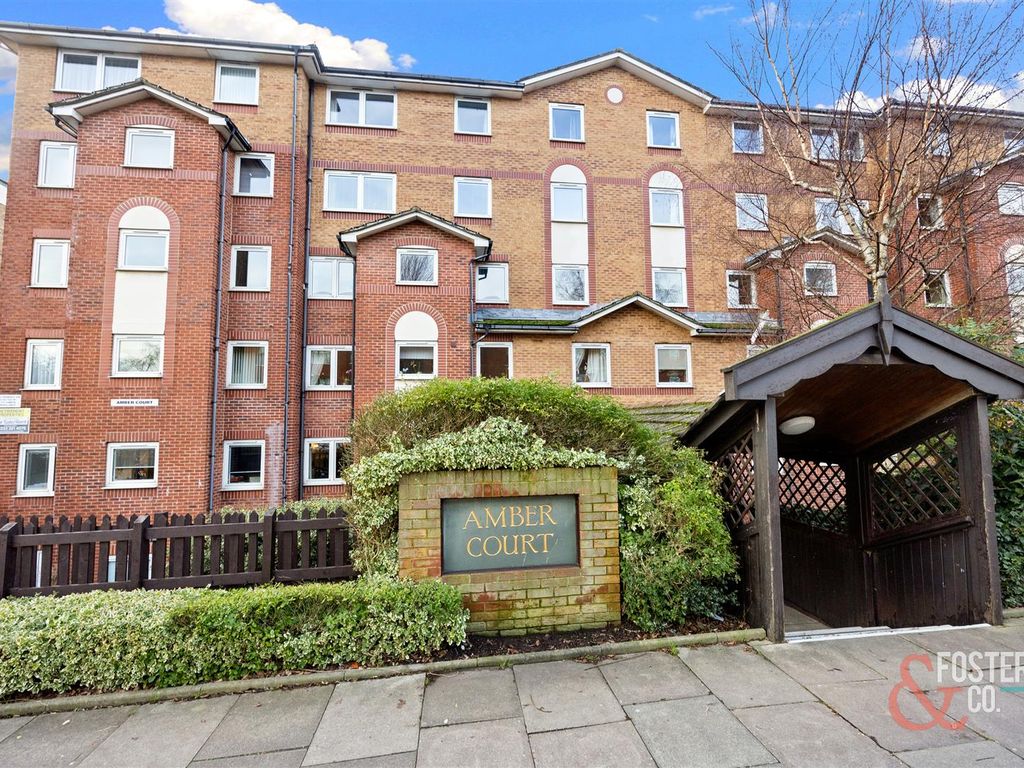 2 bed property for sale in Holland Road, Hove BN3, £179,950 Zoopla