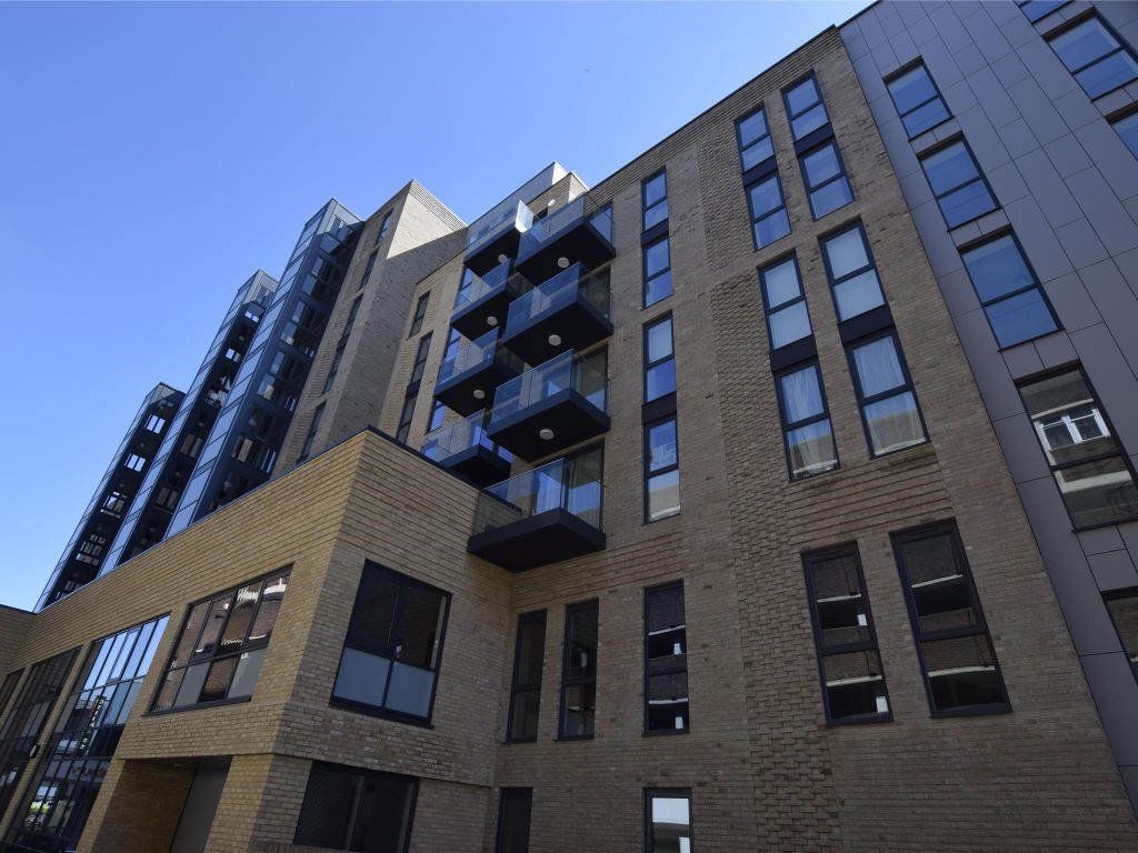 1 bed flat to rent in Brunswick House, Homefield Rise, Orpington BR6, £