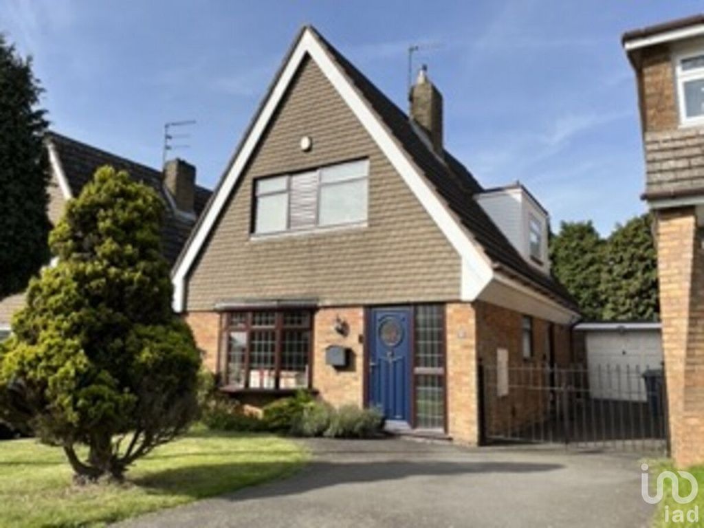 3 bed detached house for sale in Wentworth Drive, Oldbury B69, £290,000