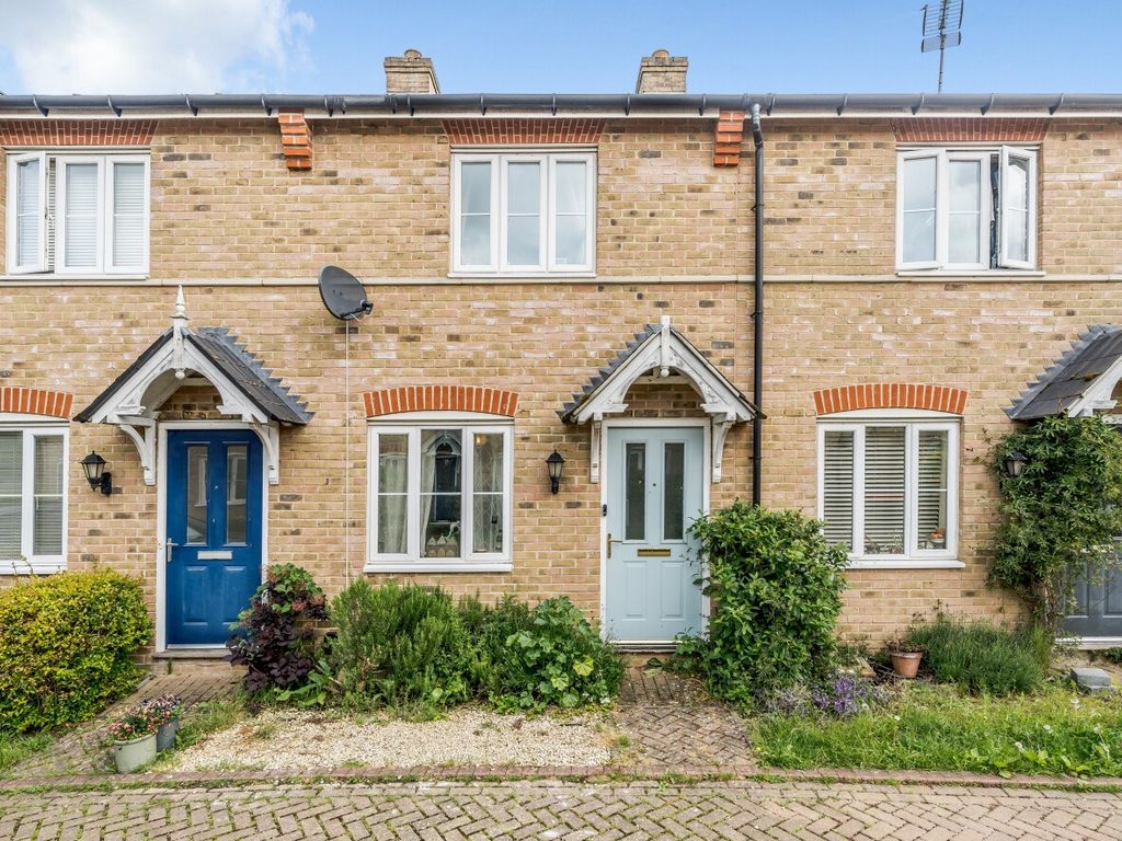 2 bed terraced house for sale in Vicarage Meadow, StowCumQuy CB25, £78,750 Zoopla