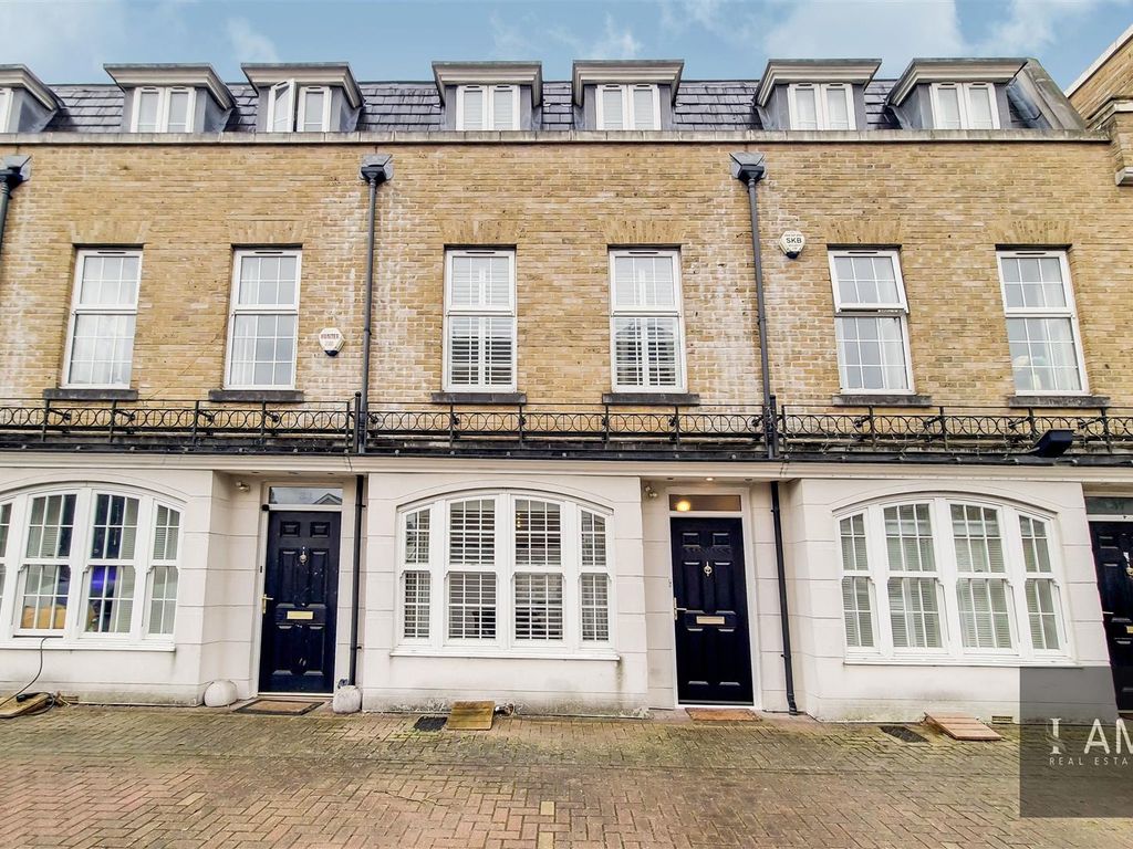 3 bed terraced house to rent in St. Martins Lane, Beckenham BR3 Zoopla