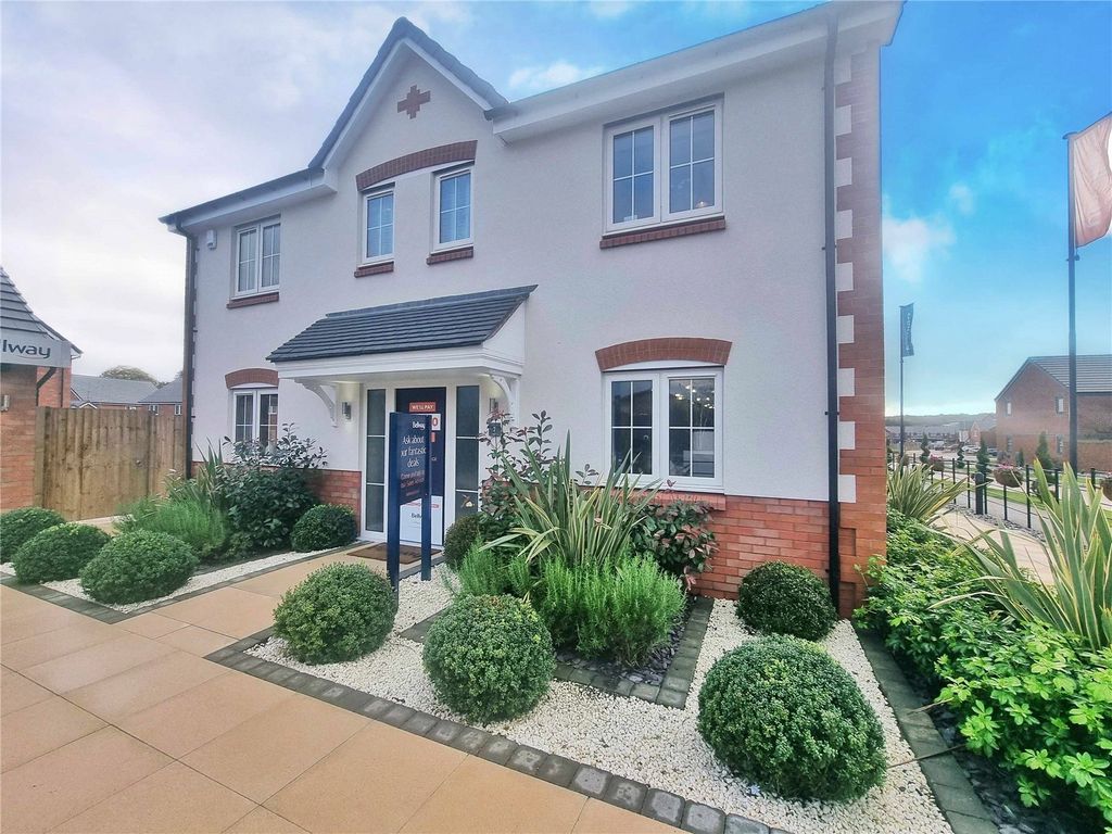 New home, 4 bed detached house for sale in The Crescent, StokeOnTrent