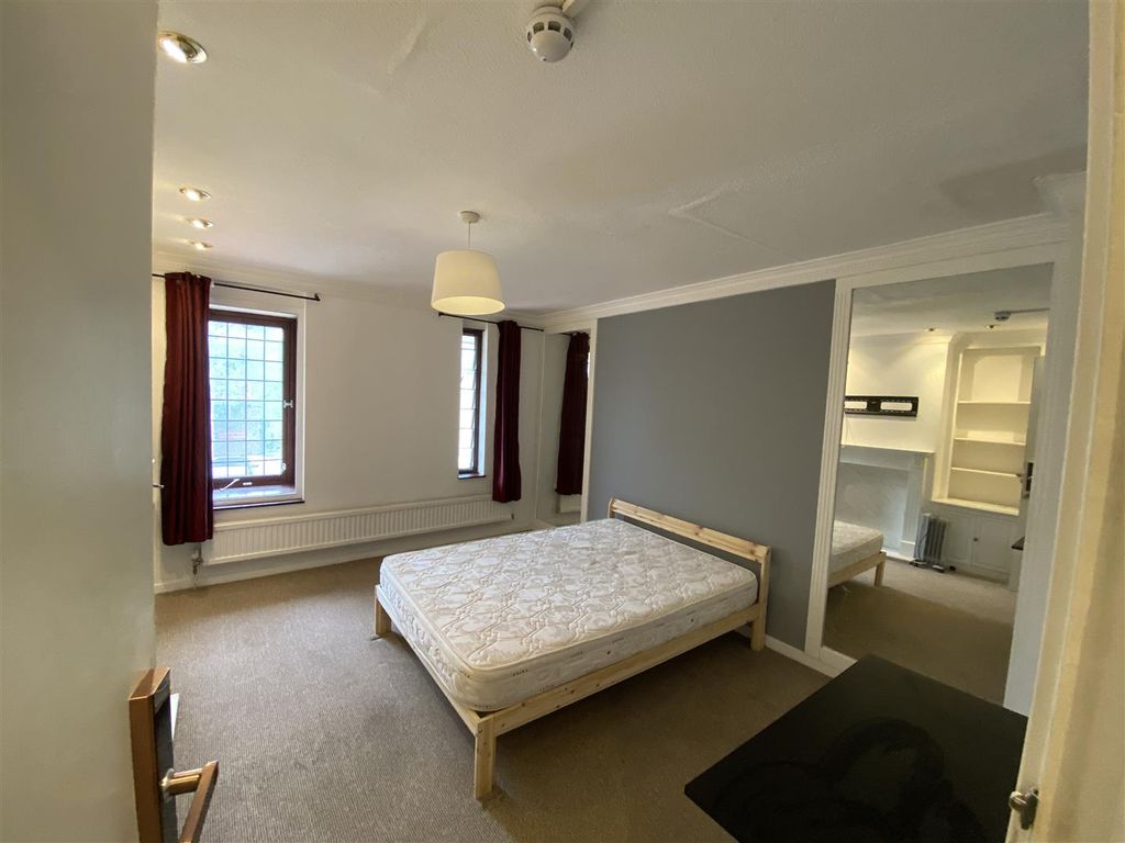 Room to rent in North Twelfth Street, Milton Keynes MK9 Zoopla