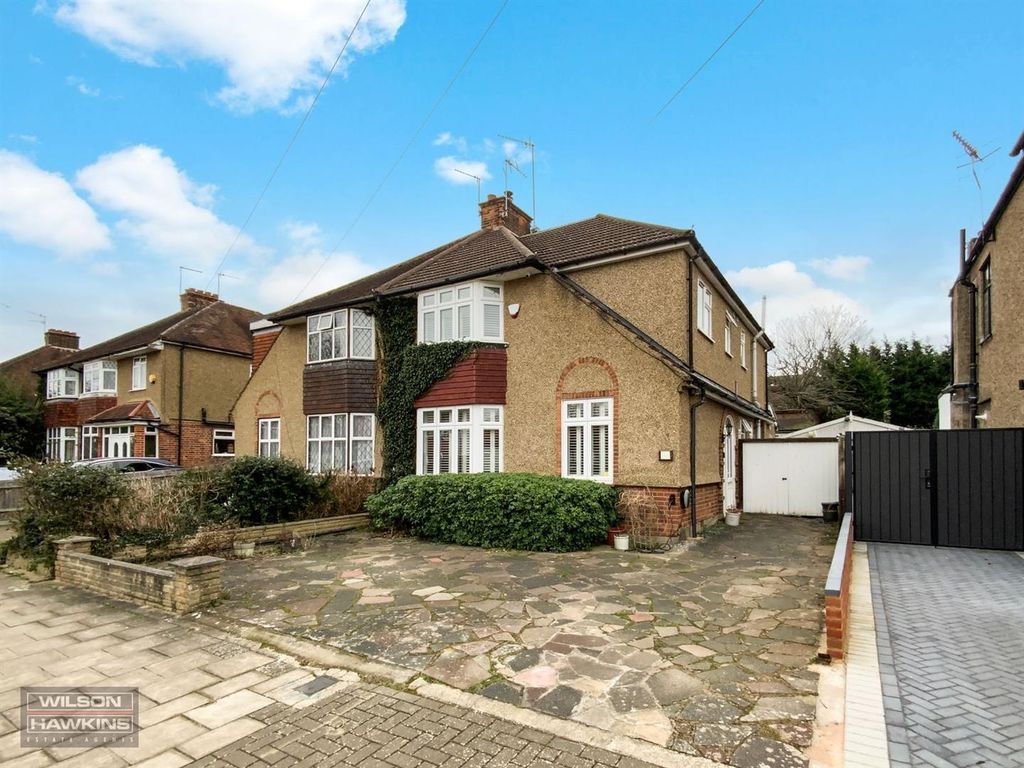 5 bed semidetached house for sale in Merton Road, Harrow HA2, £879,950