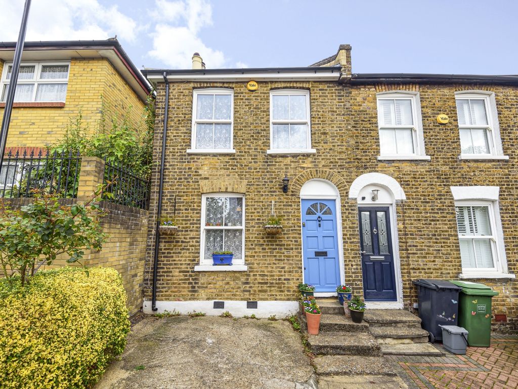 2 bed cottage for sale in Blythe Hill Lane, London SE6 Zoopla