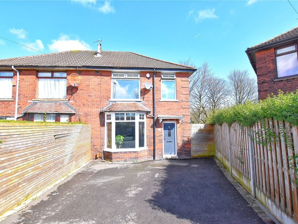3 bed semidetached house for sale in Digby Road, Queensway, Rochdale