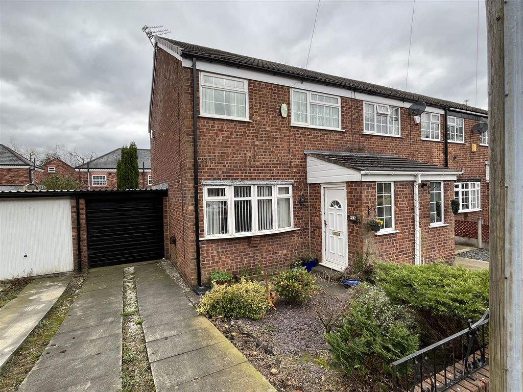 3 bed property for sale in Napier Street, Hyde SK14 Zoopla