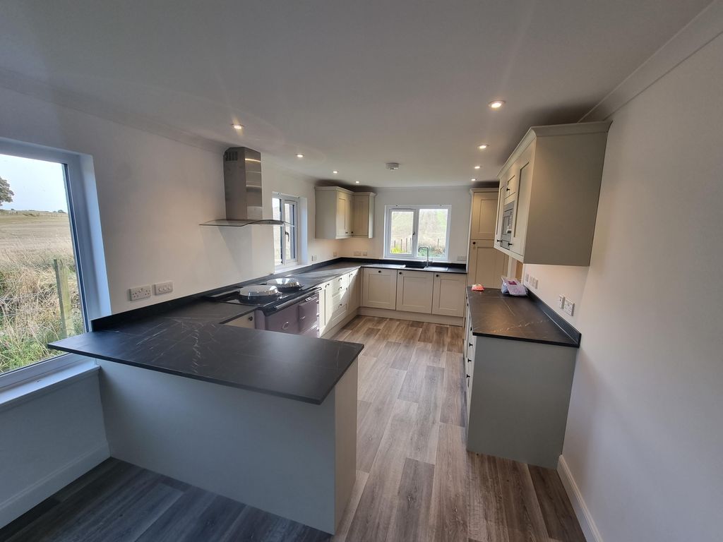 3 bed cottage to rent in Blairgowrie PH10, £1,295 pcm Zoopla