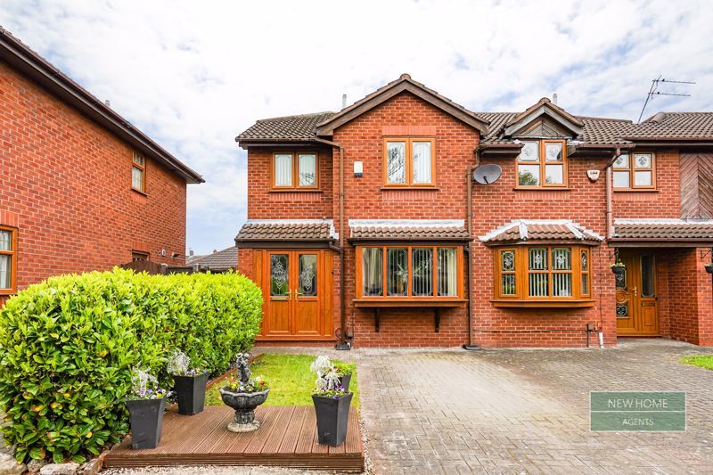 3 bed semidetached house for sale in Edgar Court, Sefton Road
