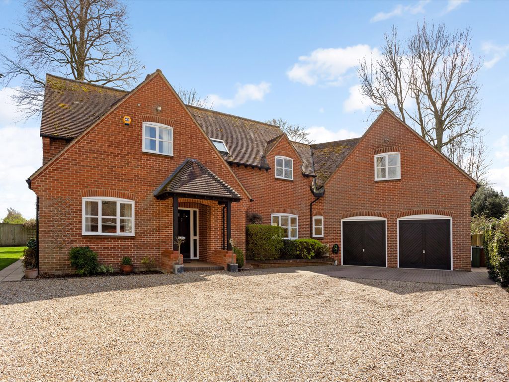5 bed detached house for sale in Abbotts Hill, Little Ann, Andover