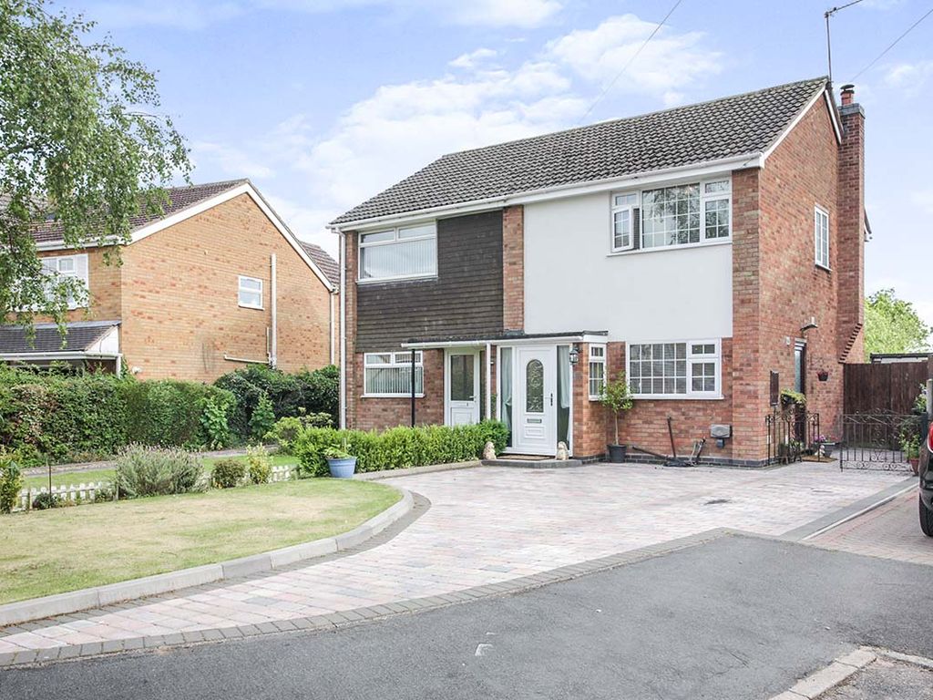 3 bed semidetached house for sale in Croft Close, Wolvey, Hinckley