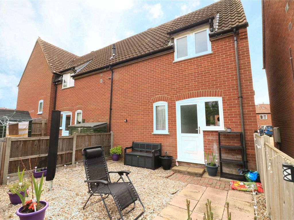2 bed terraced house for sale in Pople Street, Wymondham, Norfolk NR18