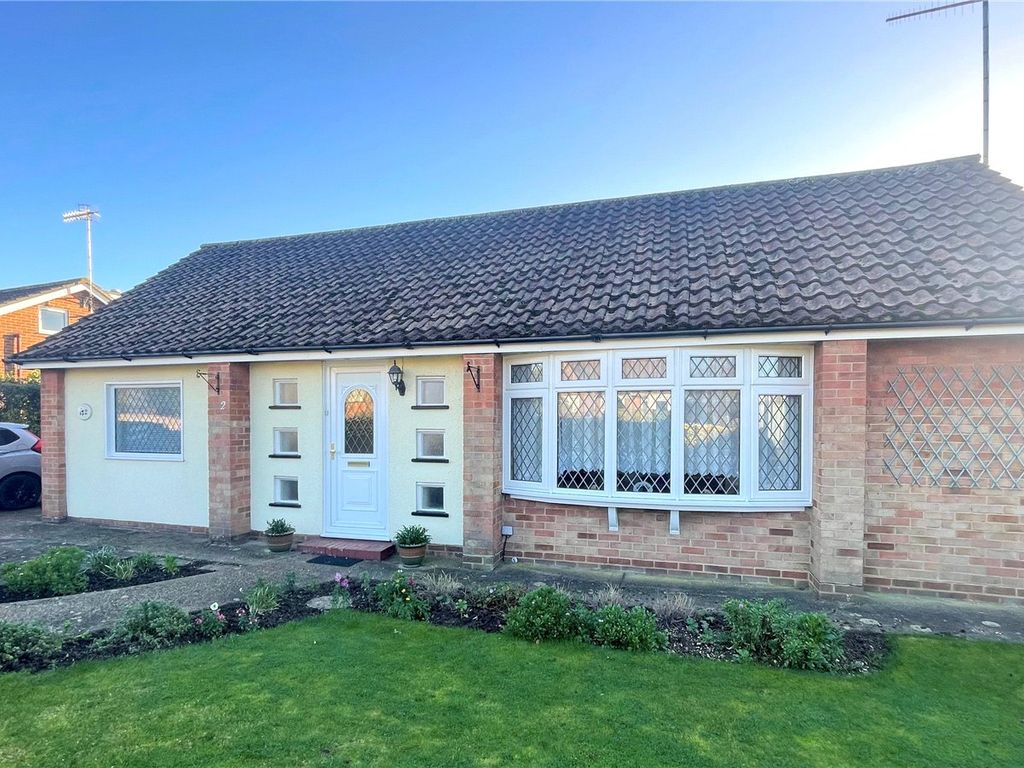 2 bed bungalow for sale in Lotts Lane, Sompting, West Sussex BN15, £