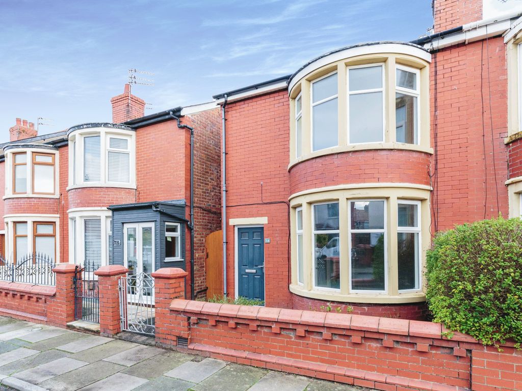 2 bed semidetached house for sale in Stamford Avenue, Blackpool FY4