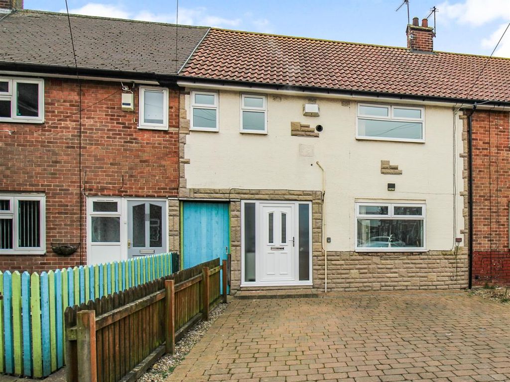 3 bed terraced house for sale in Hemswell Avenue, Hull HU9 Zoopla