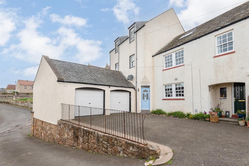 4 bed town house for sale in Fishermans Court, Cellardyke, Anstruther