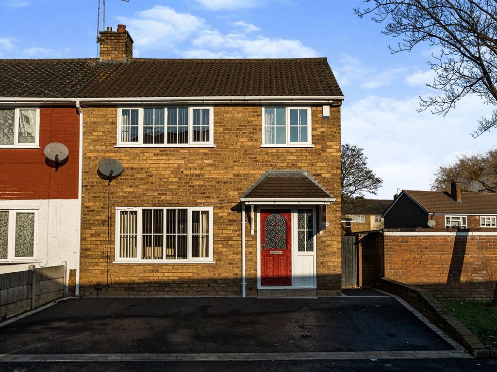 3 bed semidetached house for sale in Badsey Road, Oldbury B69 Zoopla