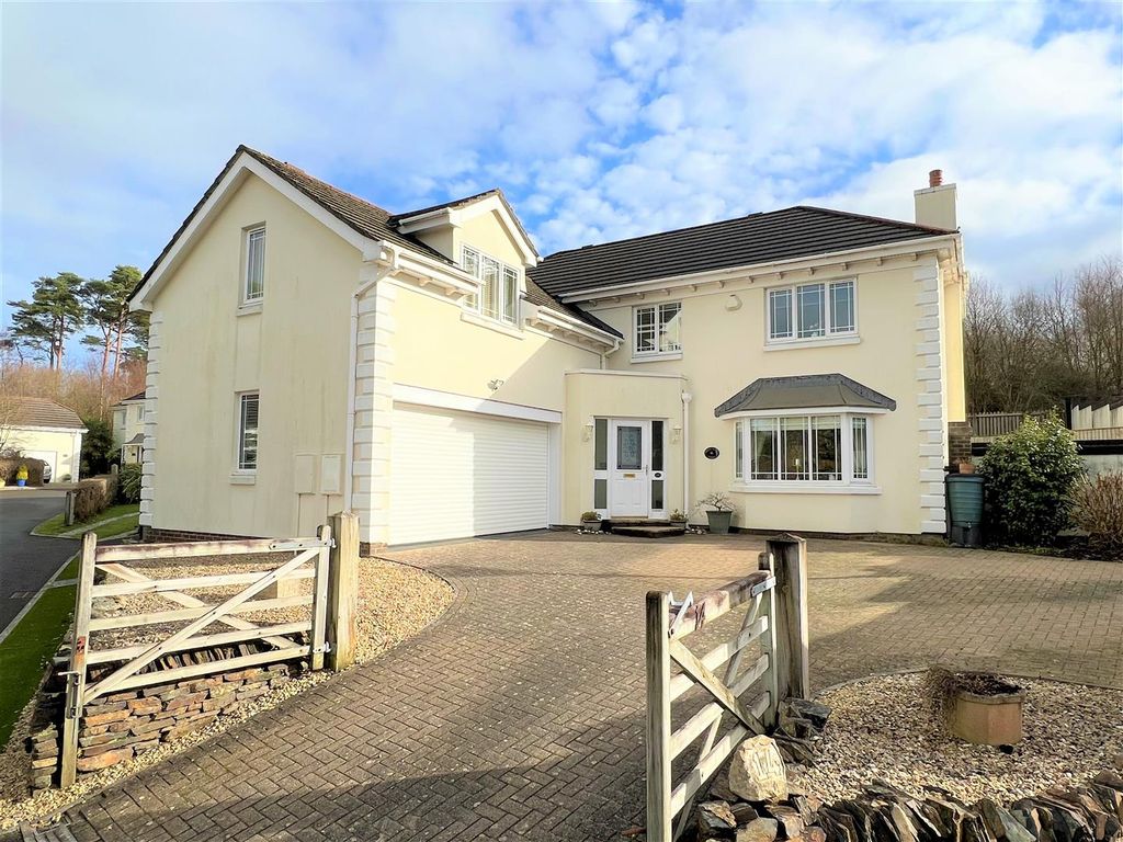 5 bed detached house for sale in Wheal Regent Park, Carlyon Bay, St Austell PL25 Zoopla