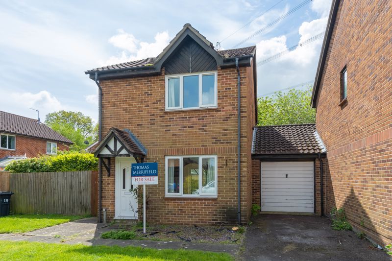 3 bed linkdetached house for sale in Torridge Drive, Didcot OX11, £