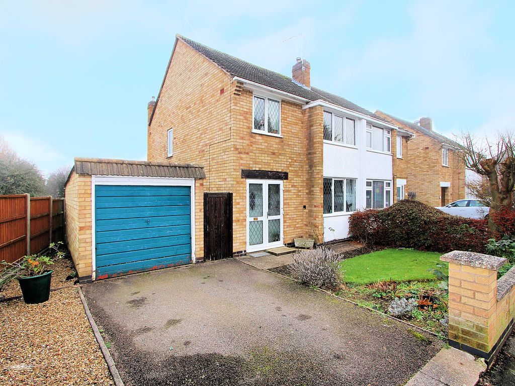 3 bed semidetached house for sale in Fielding Road, Birstall LE4, £