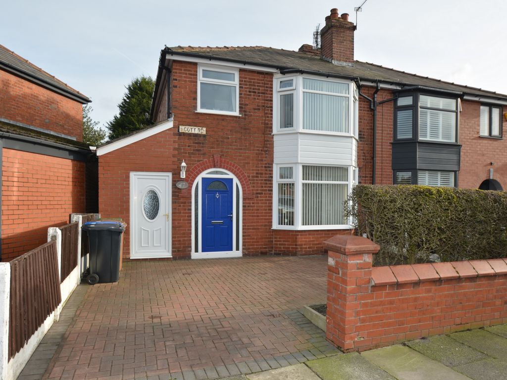 3 bed semidetached house for sale in Scott Road, Droylsden M43, £
