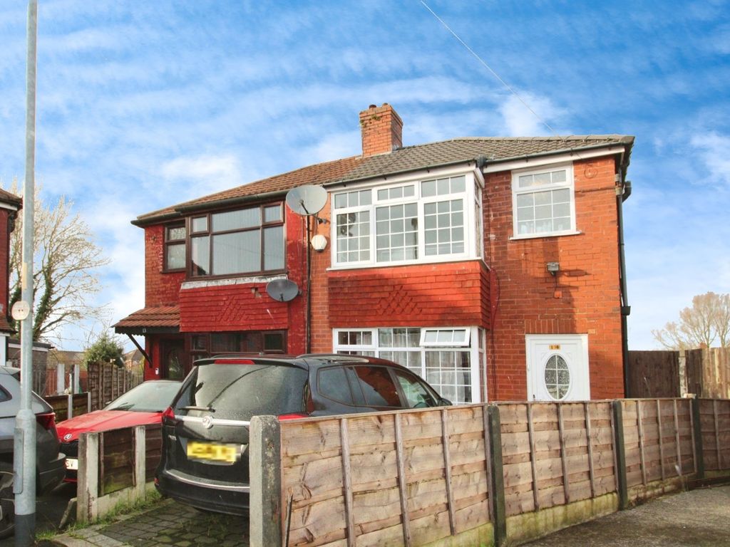 3 bed semidetached house for sale in Fowler Avenue, Manchester