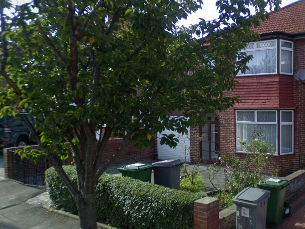 3 bed semidetached house for sale in Lodore Gardens, London NW9, £